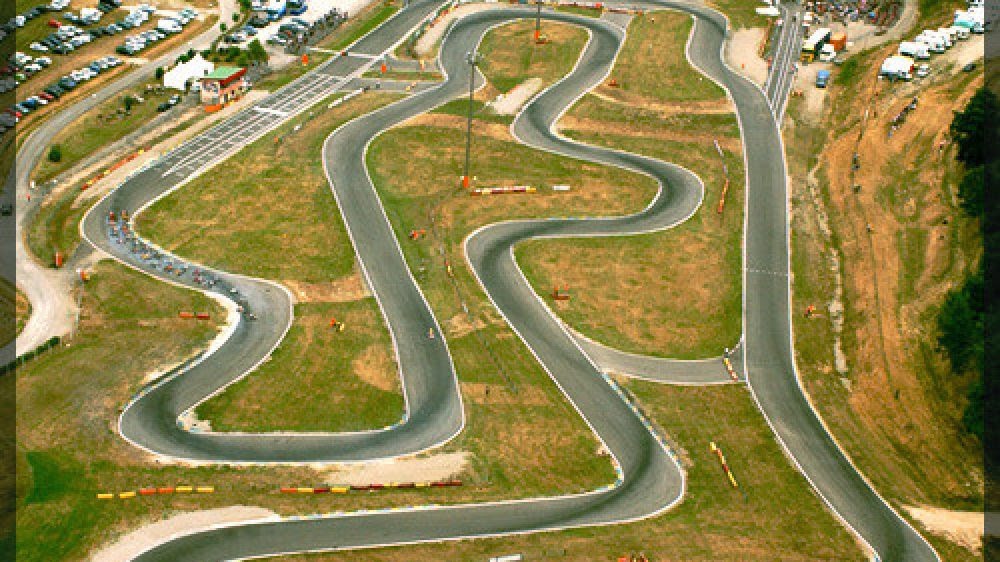 Aigues-Vives  Ariege  - Le Kartare Circuit